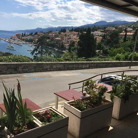 Dinka Vip Appartement