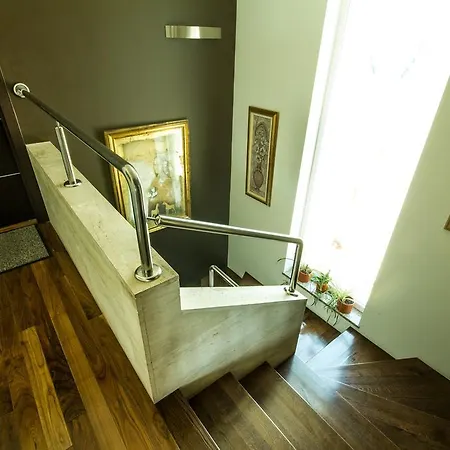 Dinka Vip Appartement